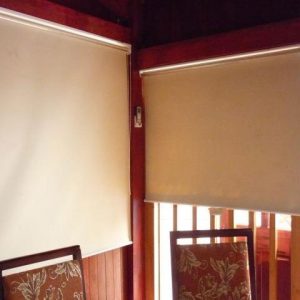 Rèm cuốn chắn sáng