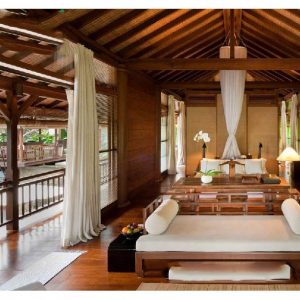 Rèm cho spa cao cấp có thiết kế đơn giản